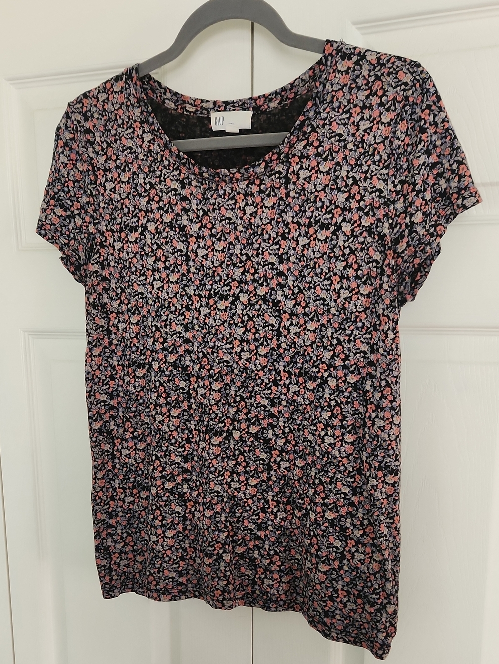 GAP Black Tee with Pink and White Floral Print